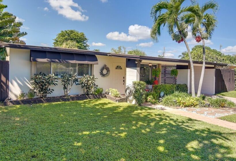 Pompano Beach Retreat W/ Backyard Oasis!