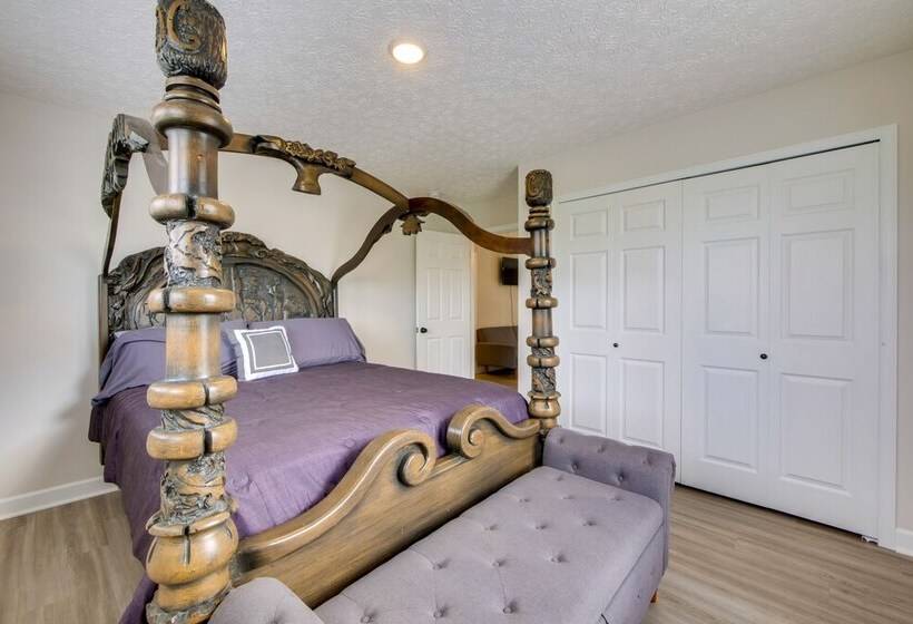 Port Clinton Retreat W/ Lake Access & Dock!