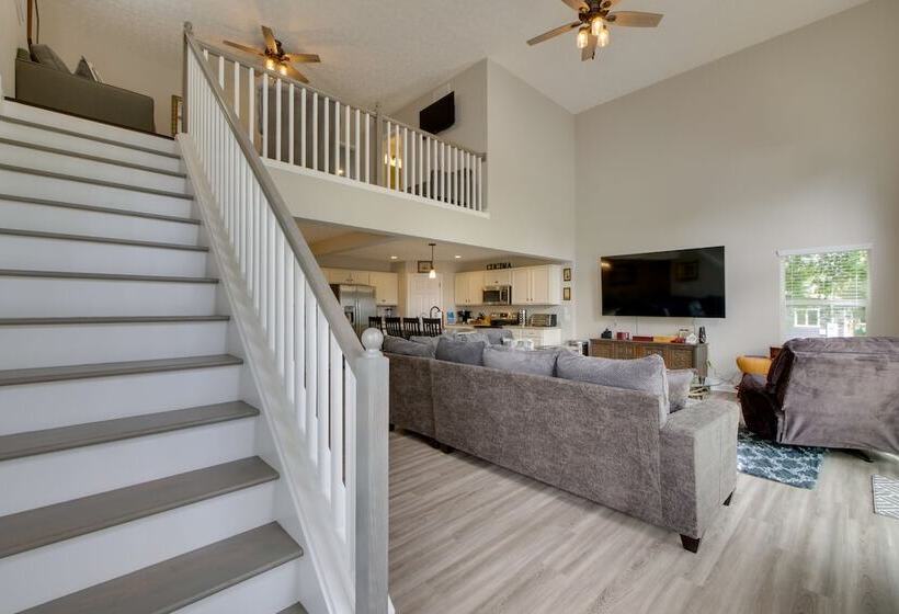 Port Clinton Retreat W/ Lake Access & Dock!