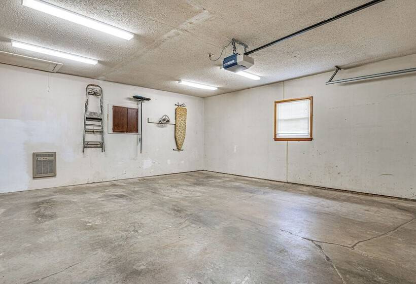 Quaint Economy Retreat W/ Patio & Spacious Yard!