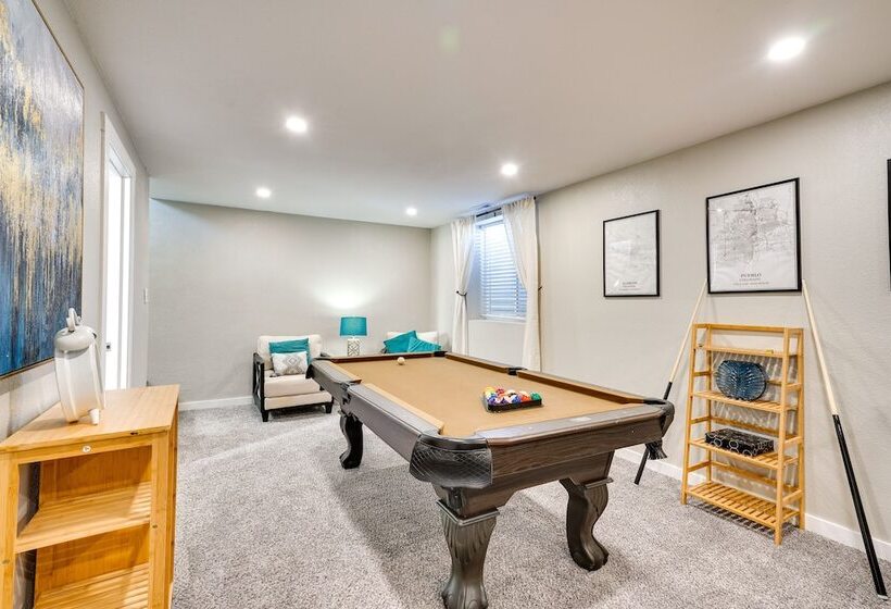 Quiet Pueblo Home W/ Pool Table, 5 Mi To Downtown!