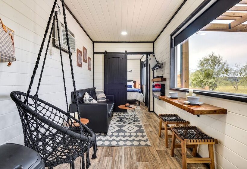 Remote Strawn Container Home With Hot Tub!