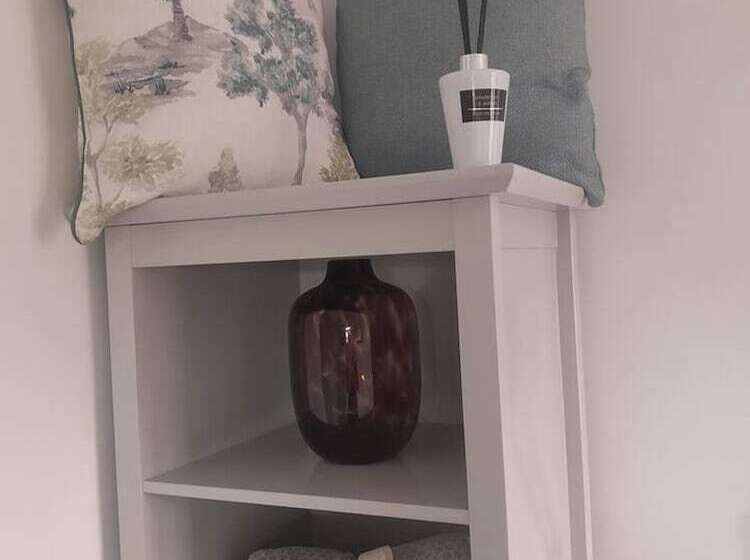 レジデンス Immaculate 1 Bed House In Newtown, Disley