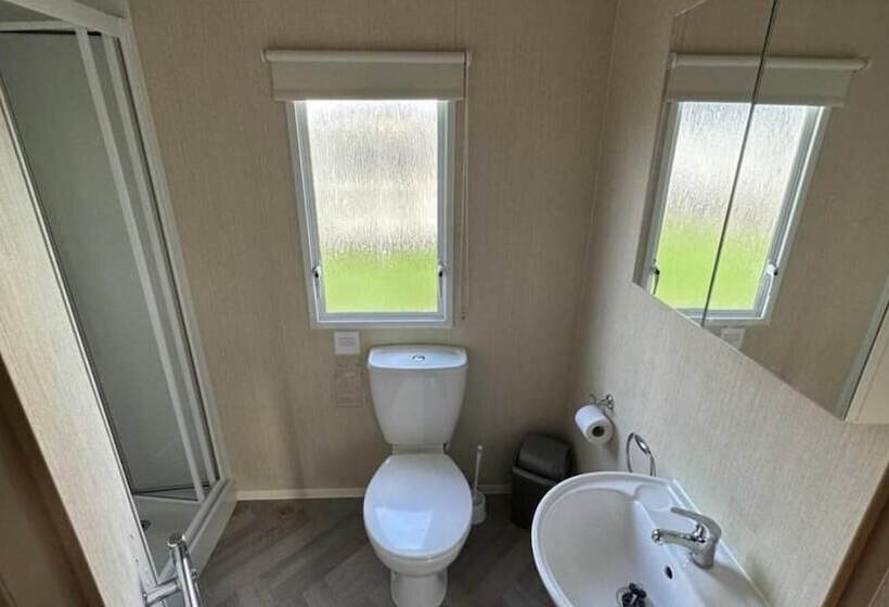 Резиденция 27 Rickardos Holiday Lets