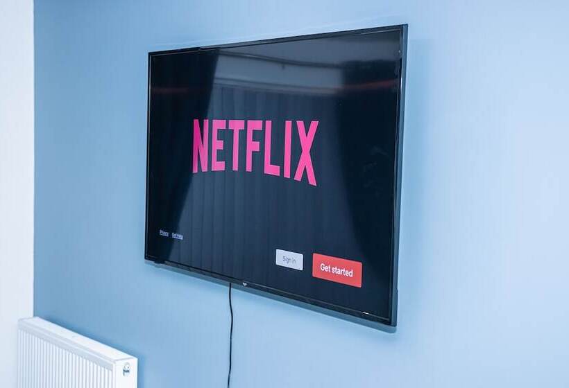 레지던스 Stunning 4 Bed House In Telford West Midlands