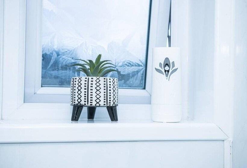 레지던스 Stunning 4 Bed House In Telford West Midlands