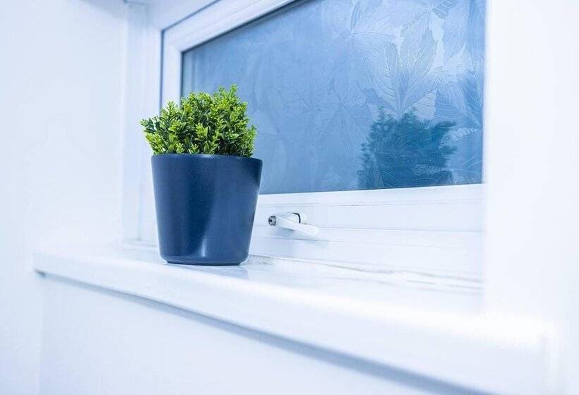 레지던스 Stunning 4 Bed House In Telford West Midlands