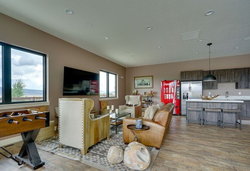 Resort Style Home In Kamas ~ 18 Mi To Park City!