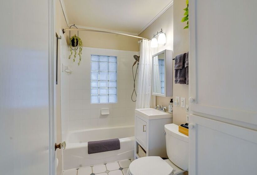 Richfield Retreat W/ Fire Pit, Gas Grill & Yard!