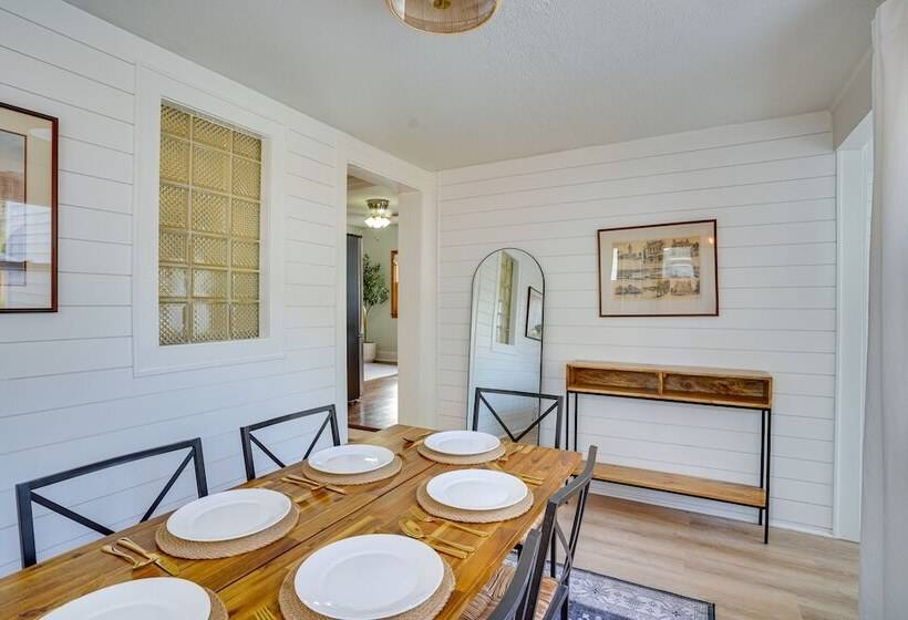 Richfield Retreat W/ Fire Pit, Gas Grill & Yard!