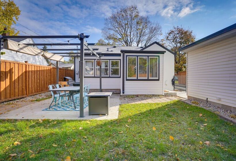 Richfield Retreat W/ Fire Pit, Gas Grill & Yard!