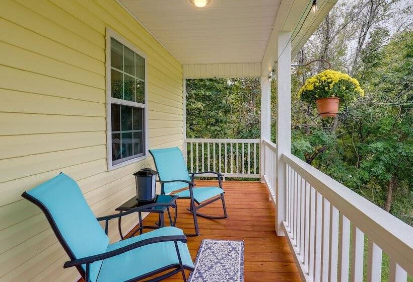 Riverfront North Carolina Abode W/ Deck & Fire Pit