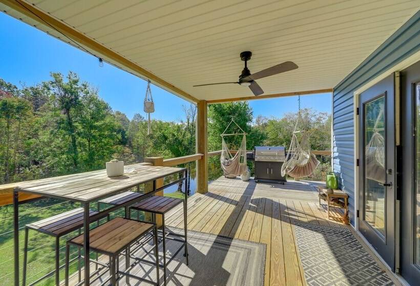 Riverfront Pollocksville Home W/ Private Beach!