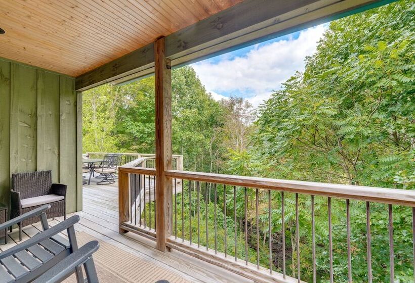 Roan Mountain Home W/ Deck Near Appalachian Trail!