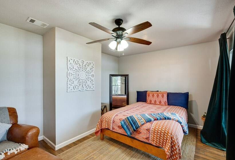 Rockwall Lake Home W/ Large Yard & Playground!