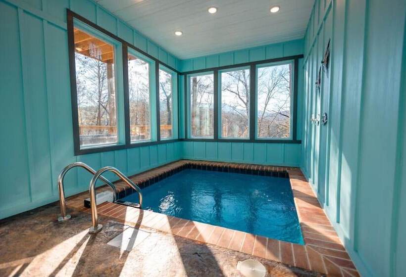 Romantic Cabin Retreat By Ghosal Luxury Lodging