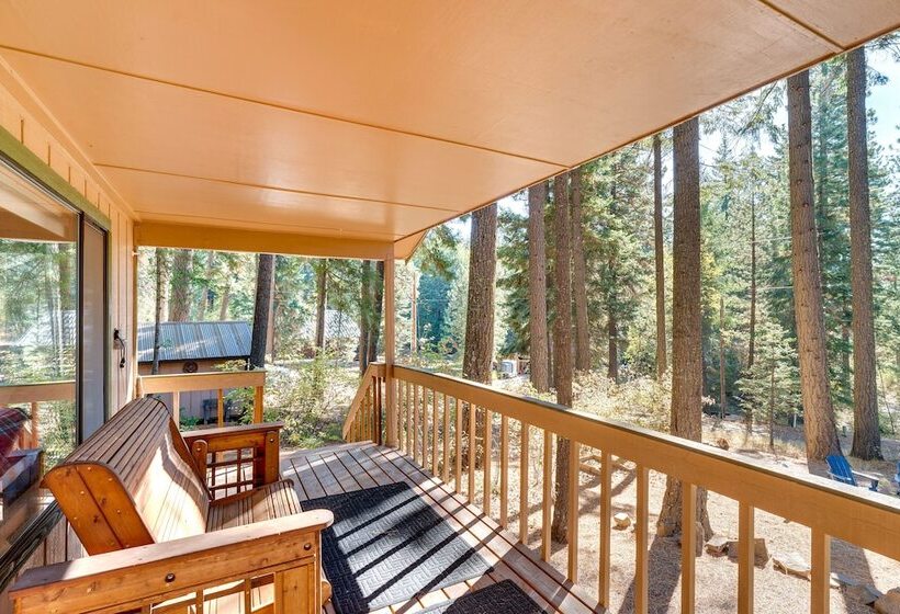 Ronald Cabin W/ Private Deck: Near Cle Elum Lake!