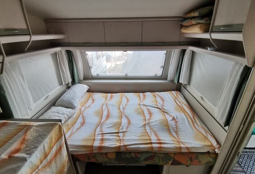 Room In Cabin   Caravan Near The Sea 6