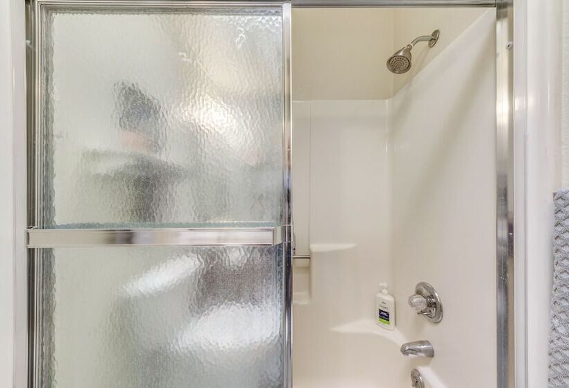 Rustic Alto Retreat   Near Hiking, Skiing & More!