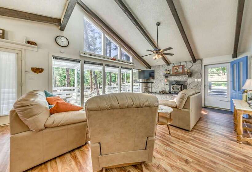 Rustic Alto Retreat   Near Hiking, Skiing & More!