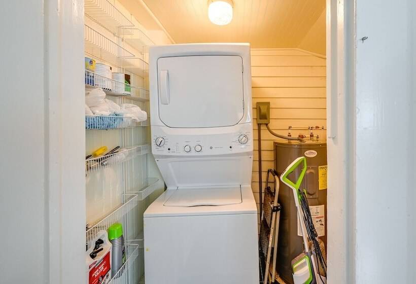 Rustic River Bungalow   Steps To Downtown Belhaven