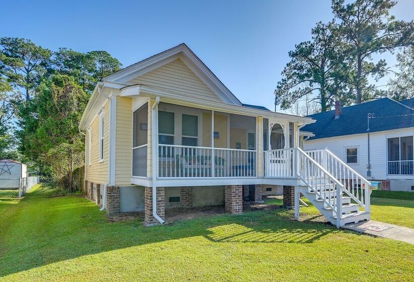 Rustic River Bungalow   Steps To Downtown Belhaven