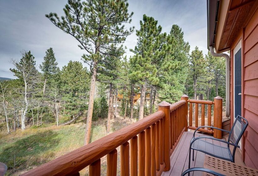 Rustic Ward Retreat W/ Deck + Mountain Views!