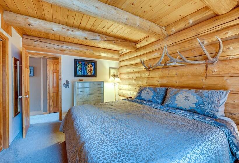 Rustic Ward Retreat W/ Deck + Mountain Views!