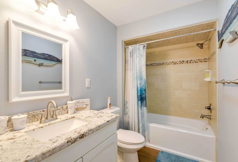 Blue Crab  Home In Surfside Beach: Walk To Beach!