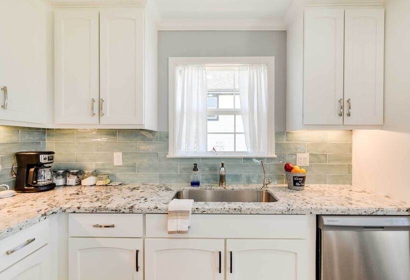 Blue Crab  Home In Surfside Beach: Walk To Beach!