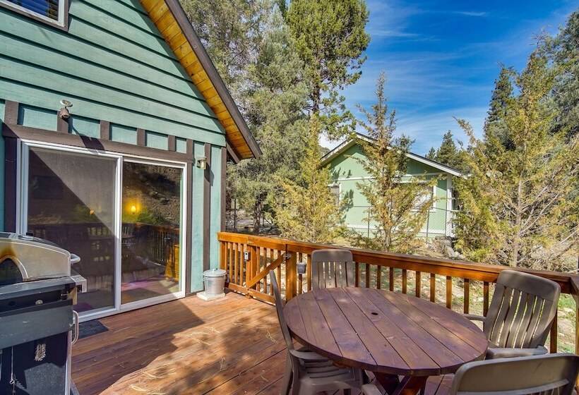 Hot Tub & Deck: Big Bear City Cabin Near Skiing