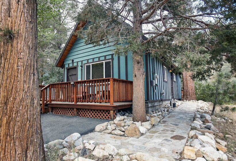 Hot Tub & Deck: Big Bear City Cabin Near Skiing