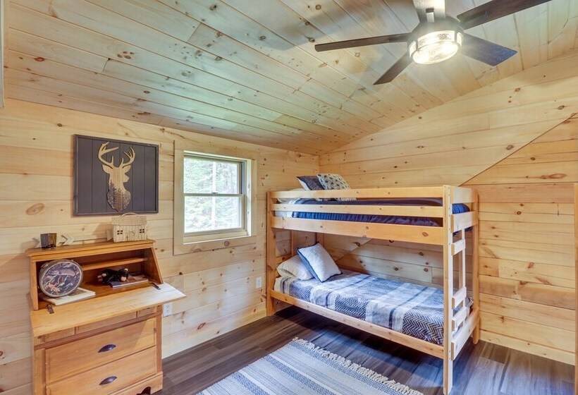 Secluded Cabin W/ Mtn Views ~ 33 Mi To Bigfork!