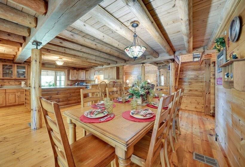 Secluded Broken Bow Cabin W/ Firepit And Deck!