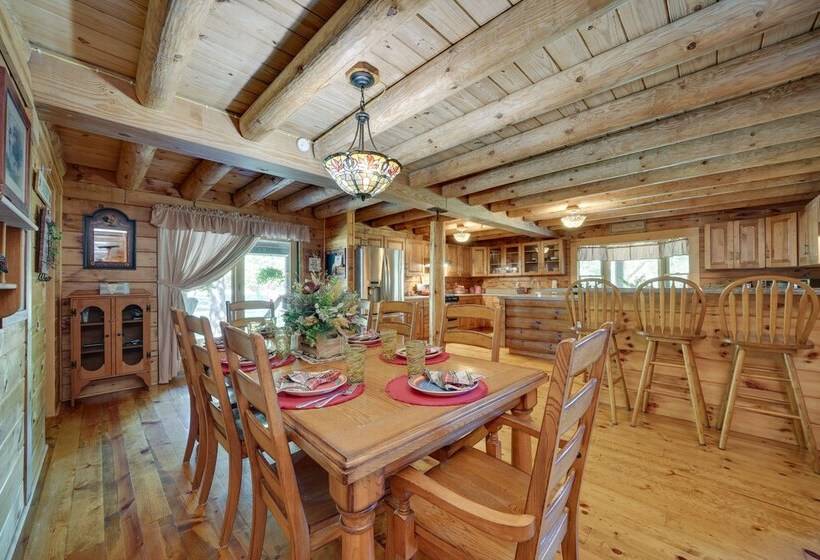 Secluded Broken Bow Cabin W/ Firepit And Deck!