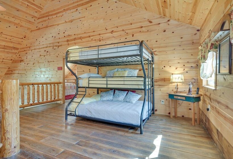 Secluded Broken Bow Cabin W/ Firepit And Deck!