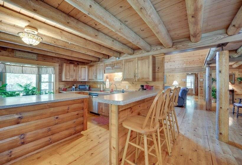 Secluded Broken Bow Cabin W/ Firepit And Deck!