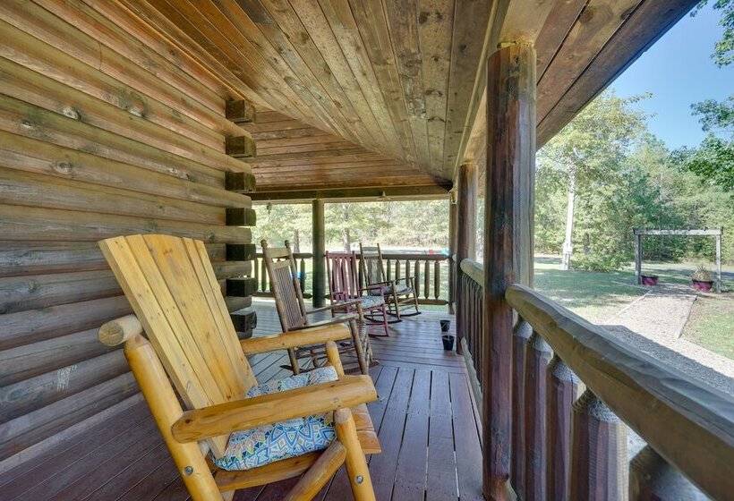 Secluded Broken Bow Cabin W/ Firepit And Deck!