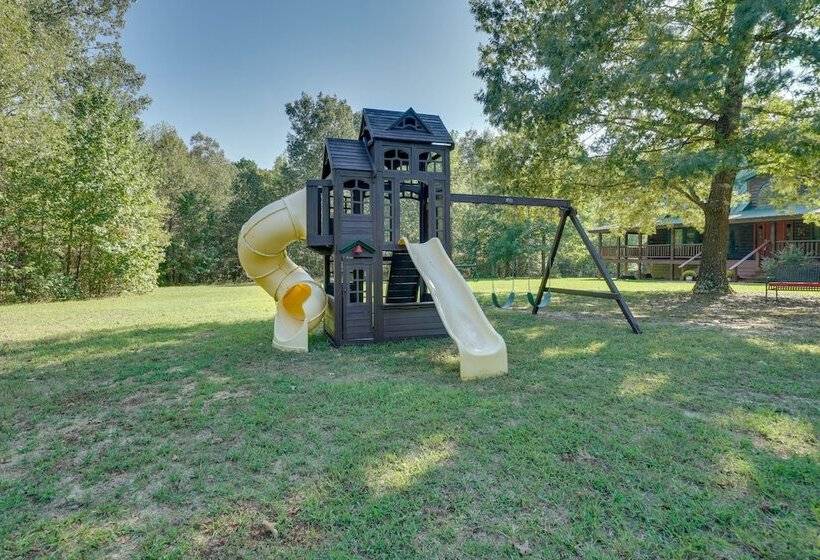 Secluded Broken Bow Cabin W/ Firepit And Deck!