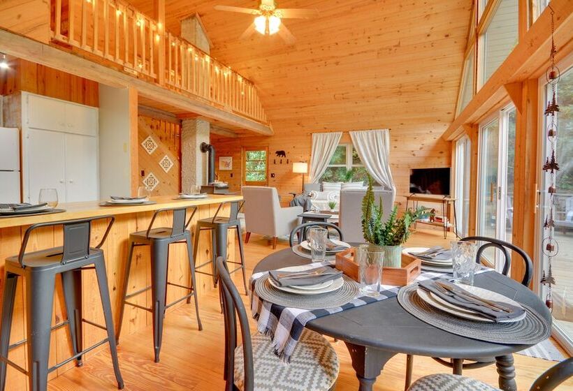 Serene Fancy Gap Cabin Retreat In Private Setting!