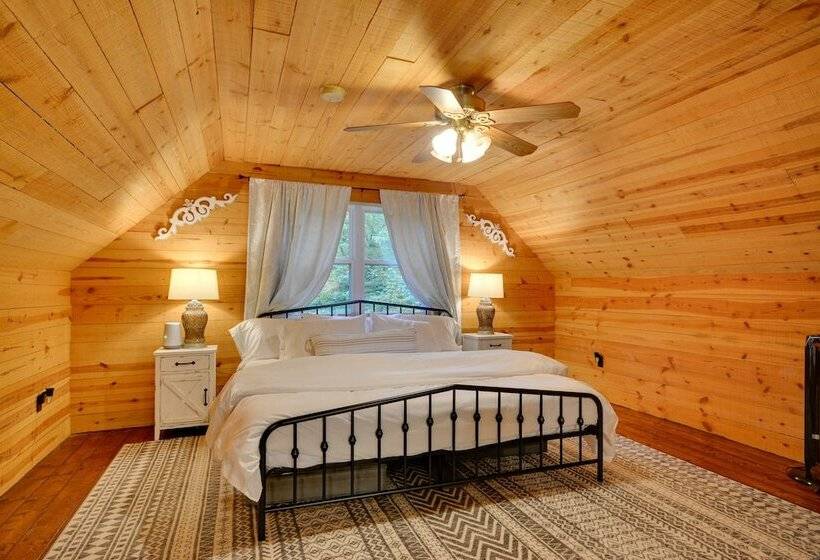 Serene Fancy Gap Cabin Retreat In Private Setting!