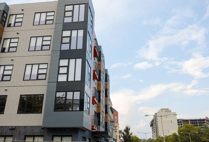 Reside Noma, A Wyndham Residence