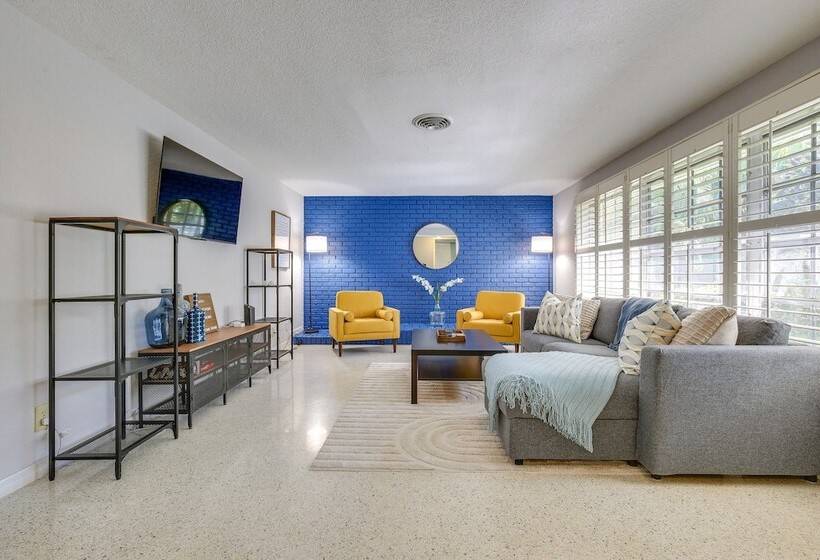 Spacious Boynton Beach Vacation Home: Pets Welcome