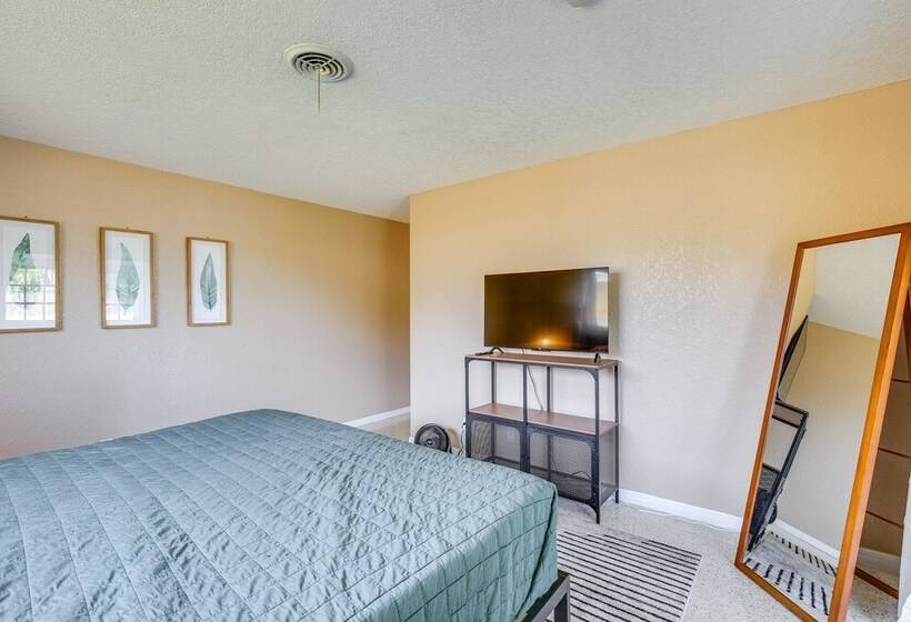 Spacious Boynton Beach Vacation Home: Pets Welcome