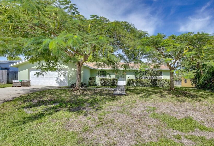 Spacious Boynton Beach Vacation Home: Pets Welcome