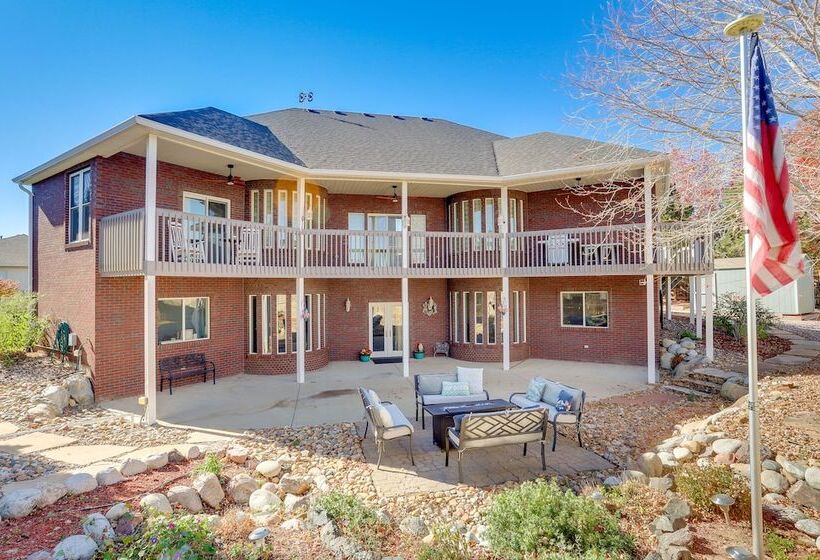 Spacious Brighton Home W/ Game Room + Fire Table!