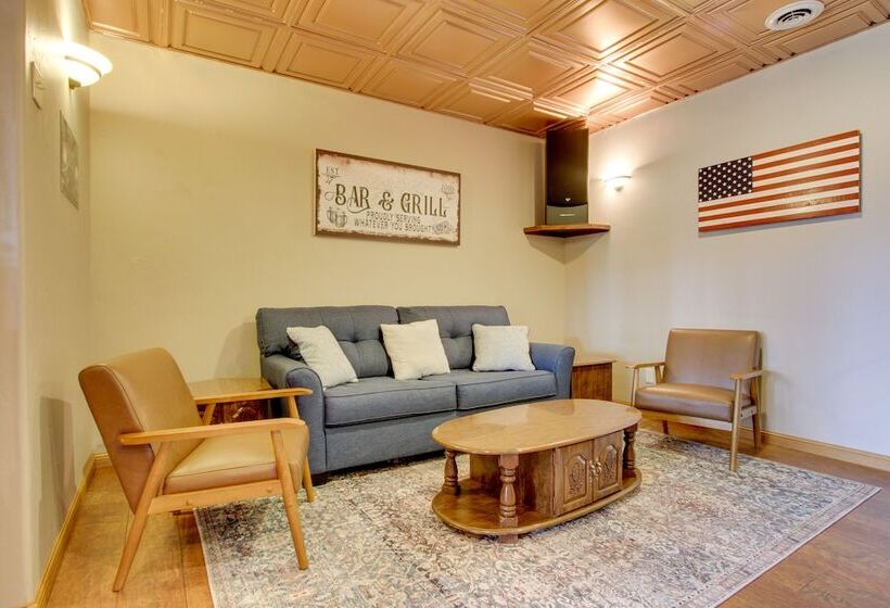 Spacious Canyon Ferry Lake House With Bar & Views!