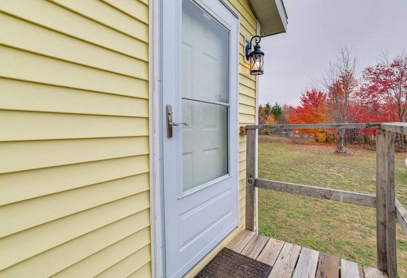 Spacious De Tour Village Home Near Lake Huron!