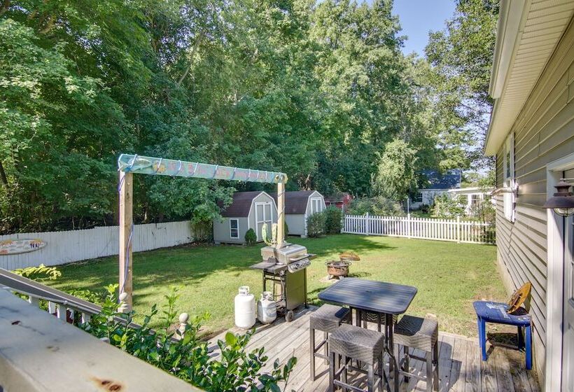 Spacious + Family Friendly Home In Chincoteague!