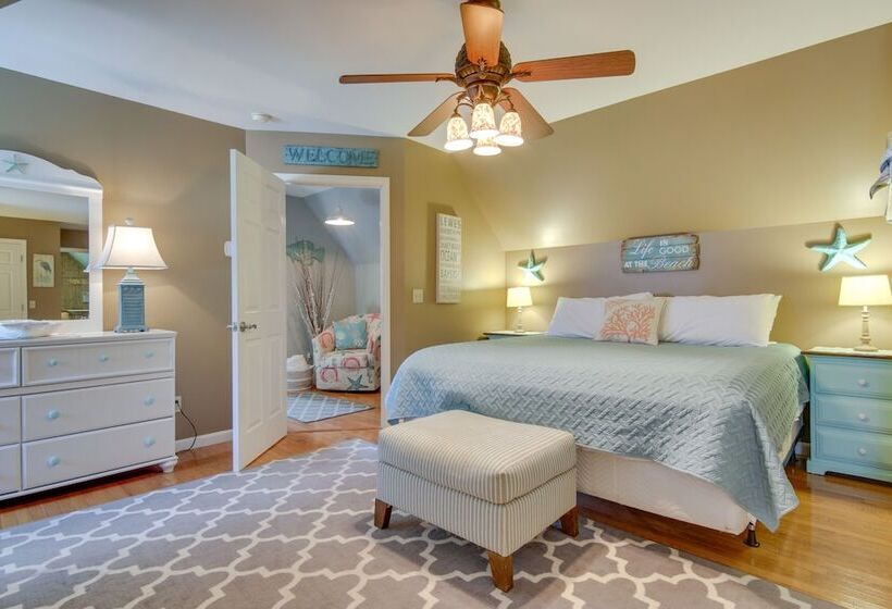 Spacious + Family Friendly Home In Chincoteague!